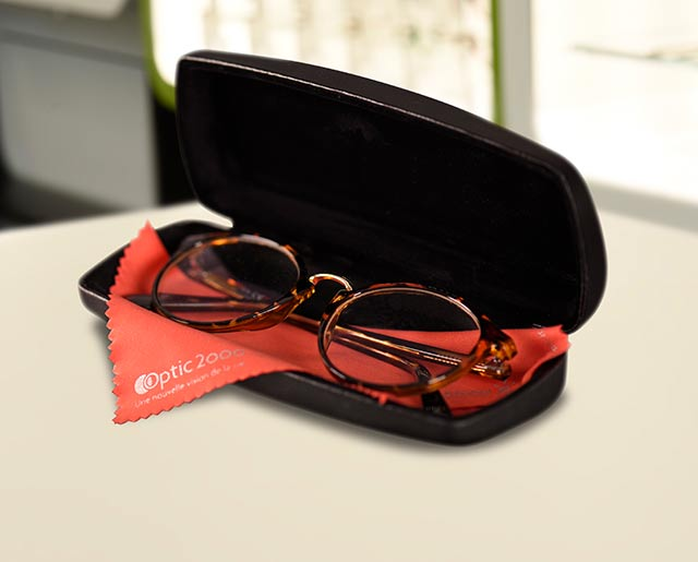 L&rsquo;&eacute;tui : la bonne place pour vos lunettes