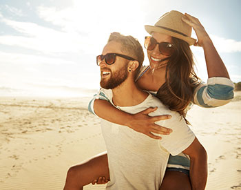 Les bons r&eacute;flexes pour prot&eacute;ger vos yeux du soleil